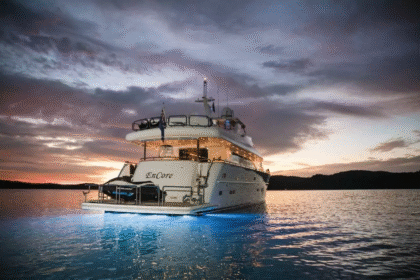 High-End Yacht Charter Brokers in Rhode Island