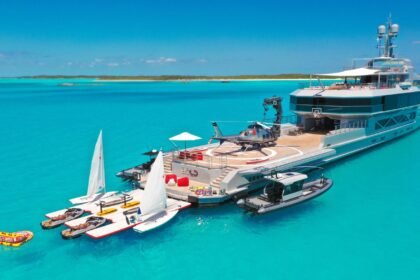 High-End Yacht Charter Brokers in Wisconsin