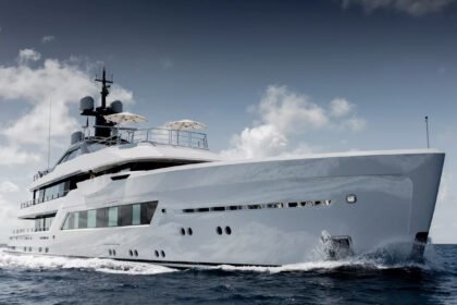 High-End Yacht Charter Brokers in South Dakota