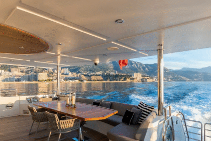 High-End Yacht Charter Brokers in North Dakota