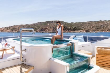 High-End Yacht Charter Brokers in Maine